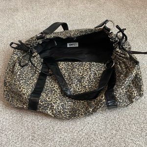 Overnight duffel bag leopard sequins
